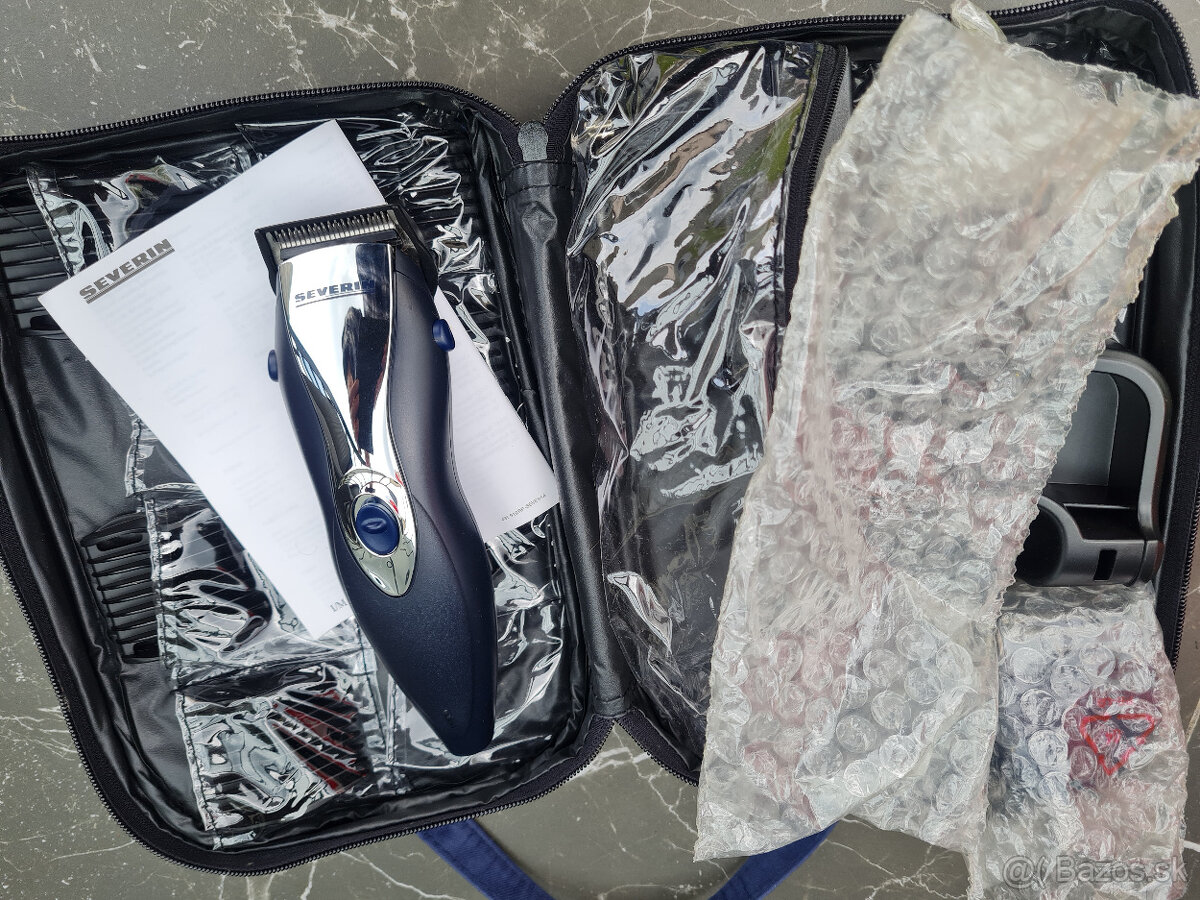 Zadná kapota, motorček a výsuvné krídlo originál AUDI TT - 8