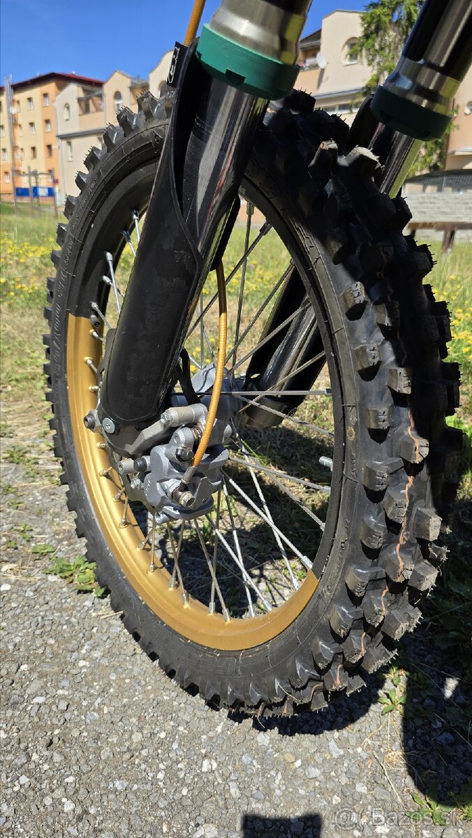 Honda CR250R 2002 - 8