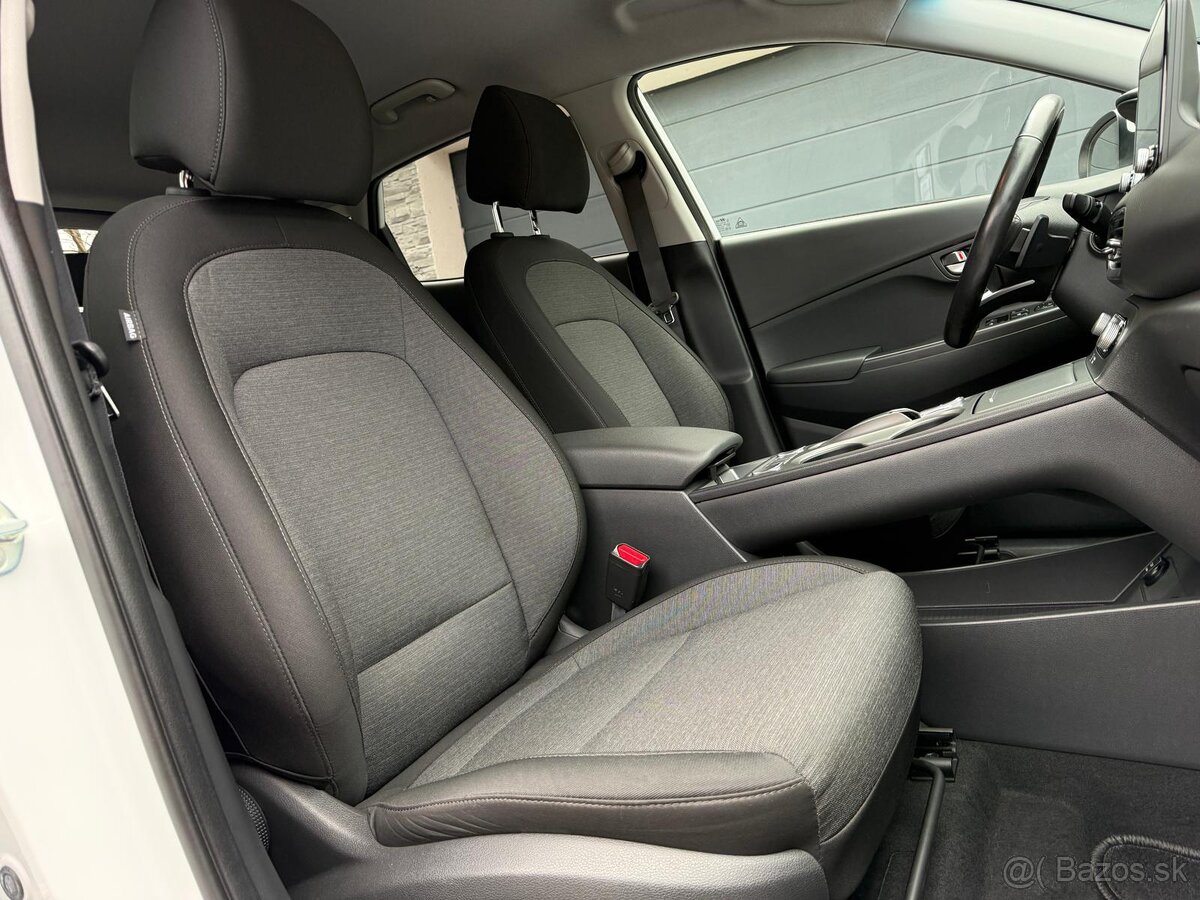 Hyundai Kona Electric - 8