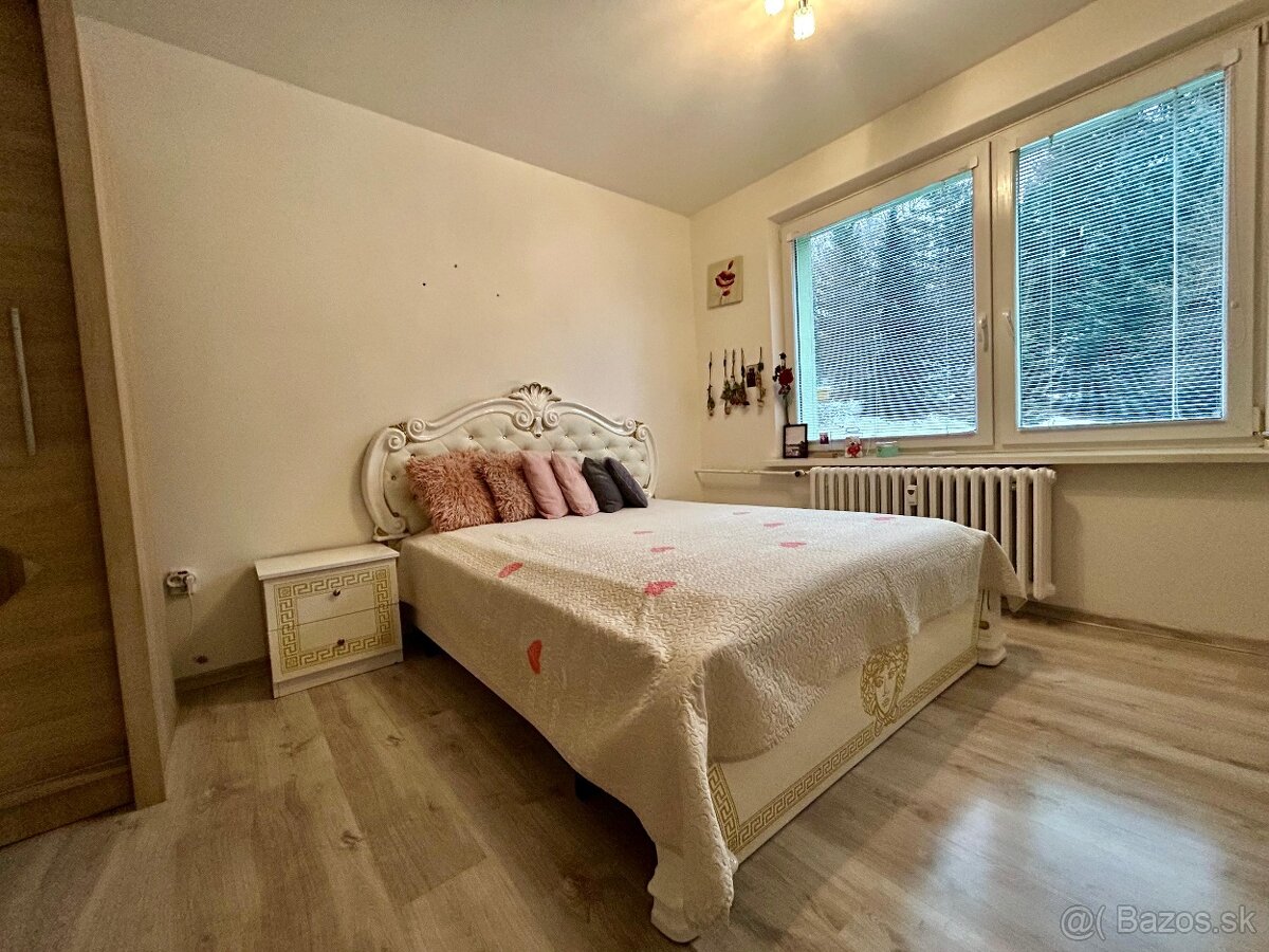 3 - izbový byt na Banisku, - 8