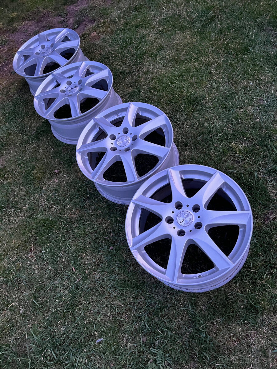 Disky R17 5x114,3 - 8