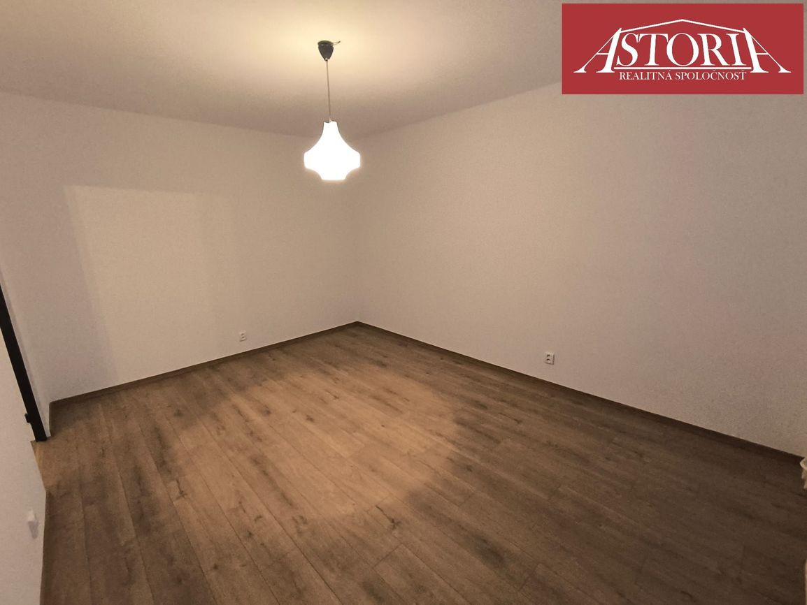 veľký 2-izb. byt - po rekonštrukcii - Vrútky - Ul. Švermova - 8