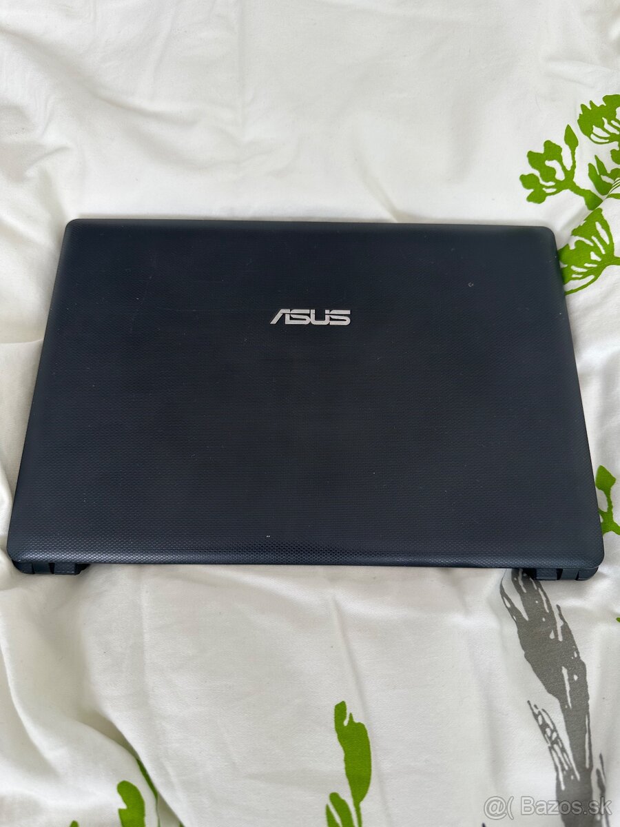 Asus Eee PC X101CH - 8