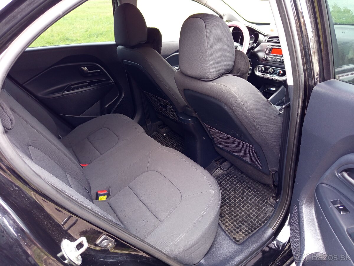 Kia Rio 1.4CRDi - 8