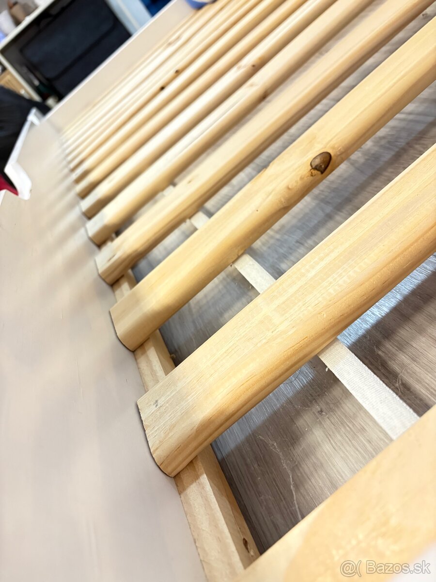 Perinak/valanda/ulozny priestor - 8