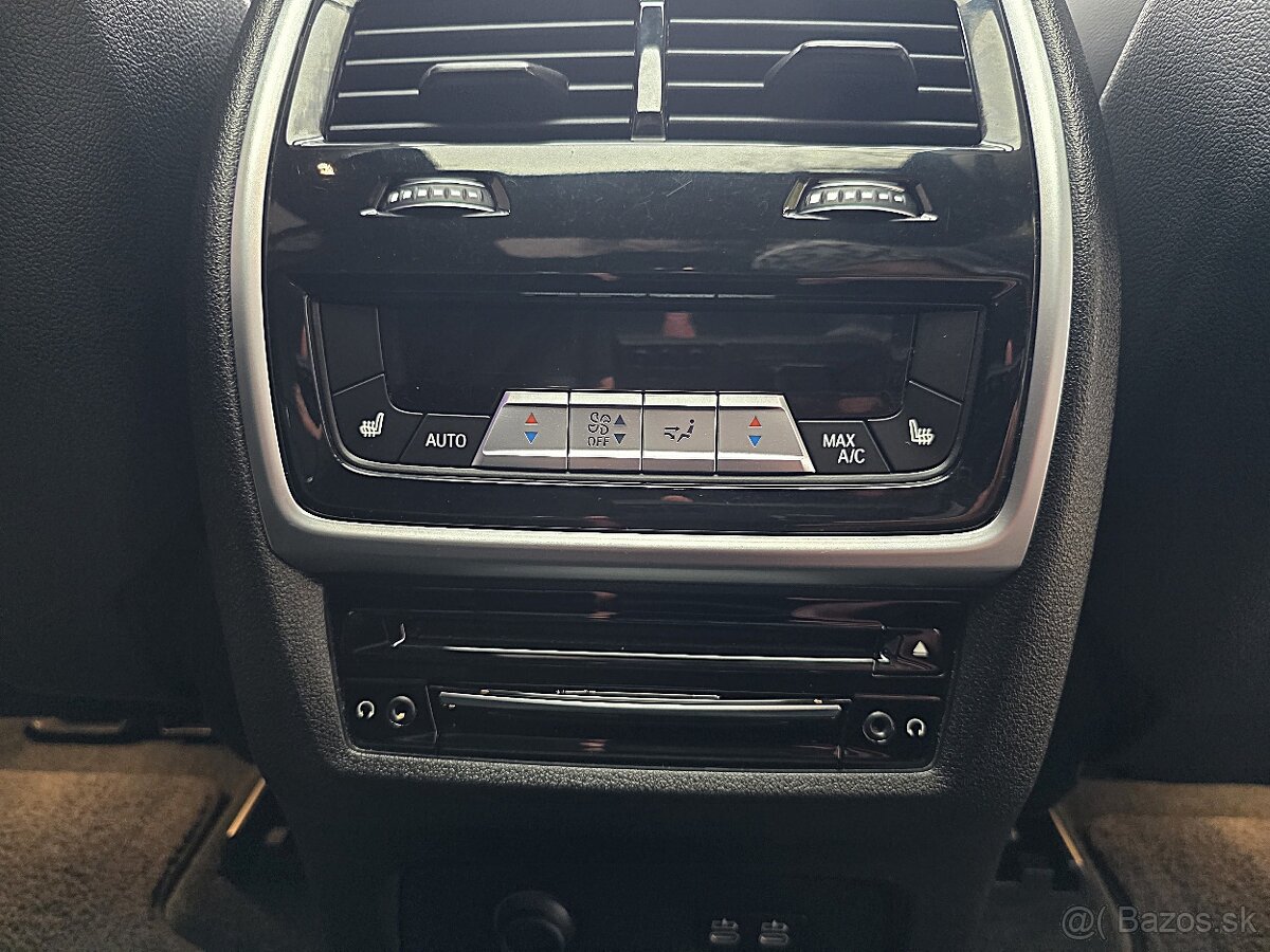 BMW X7 xDrive M50d A/T 44.715 € bez DPH - 8
