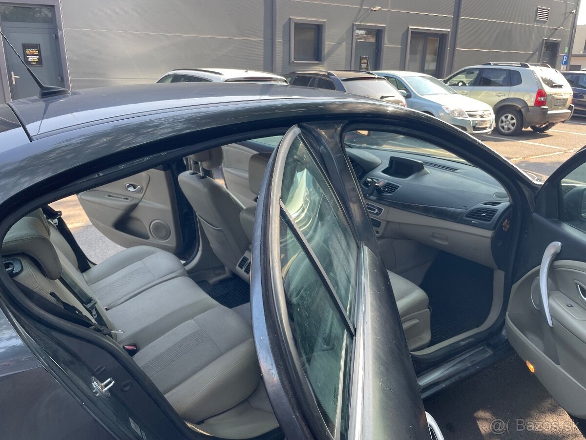 Renault Fluence 1.6 81kw - 8