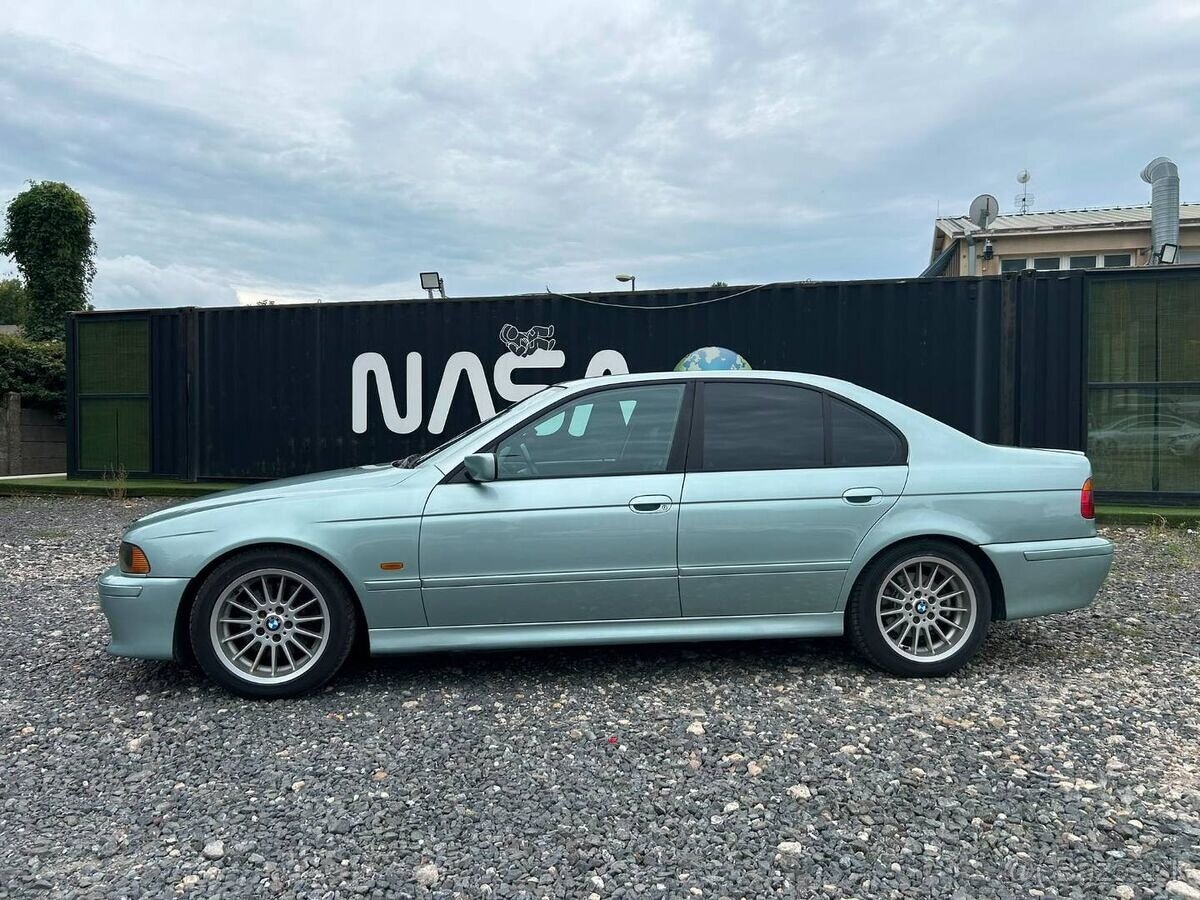 BMW e39 540i, 210kW, 6 stupňový manuál - 8