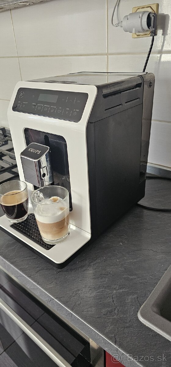 Kávovar Krups EA89 - 8