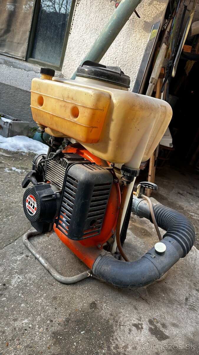 Motorový postrekovač Oleo Mac AM 180 - 8