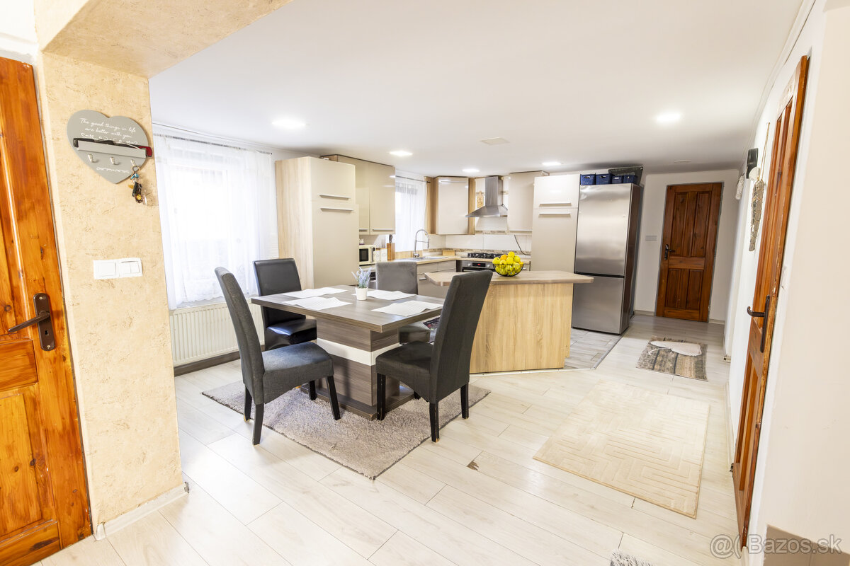 Na PREDAJ 5i RD v obci Milhosť - 8