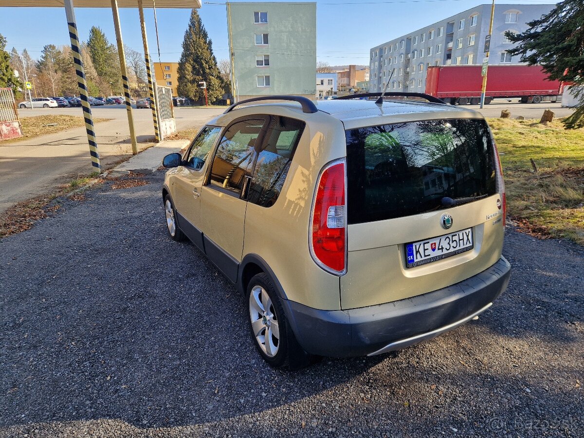 Skoda Roomster Scout 1.2 tsi - 8