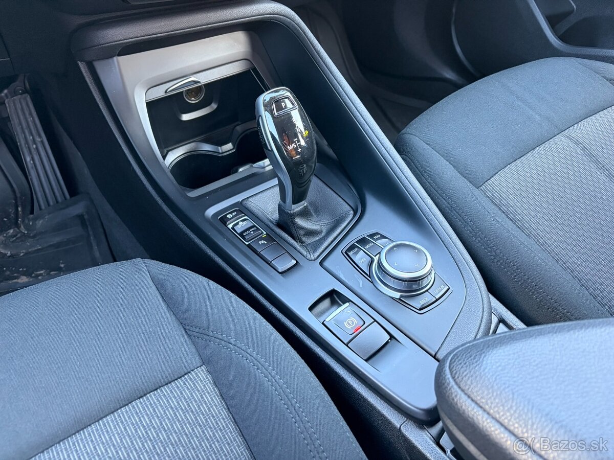 BMW X1 sDrive 18d Advantage A/T - 137.000km - 2018 - 8