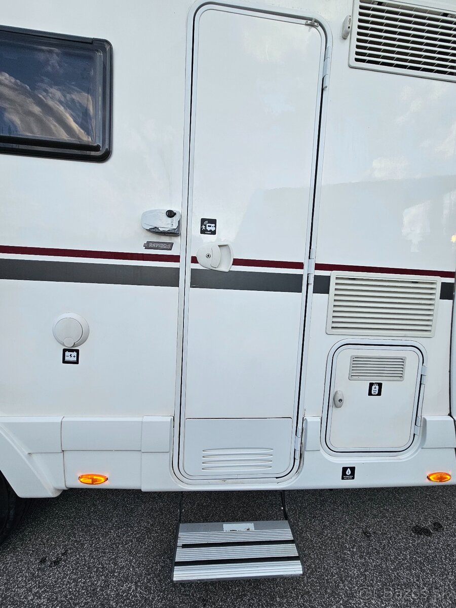 Predám autokaravan Giottiline Siena 440 - 8