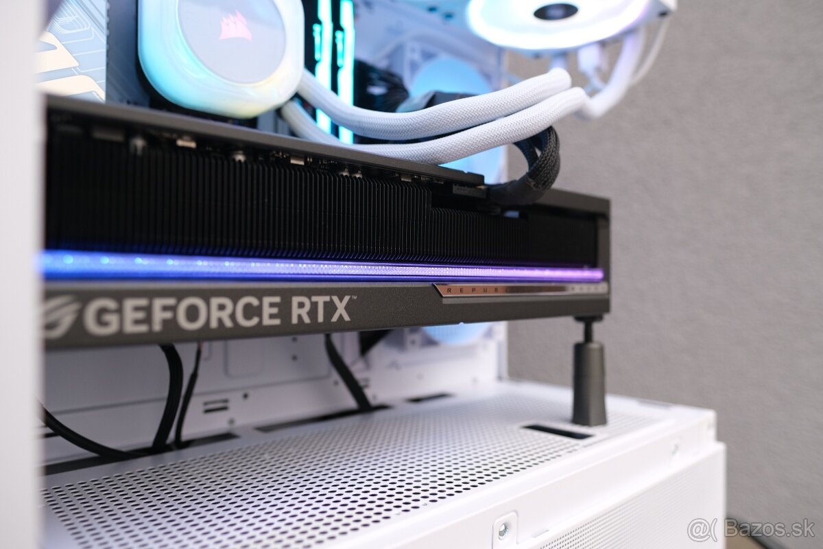 Herný PC, Ryzen 9 9950X3D, RTX 5090 32GB, 64GB RAM, 2TB SSD - 8