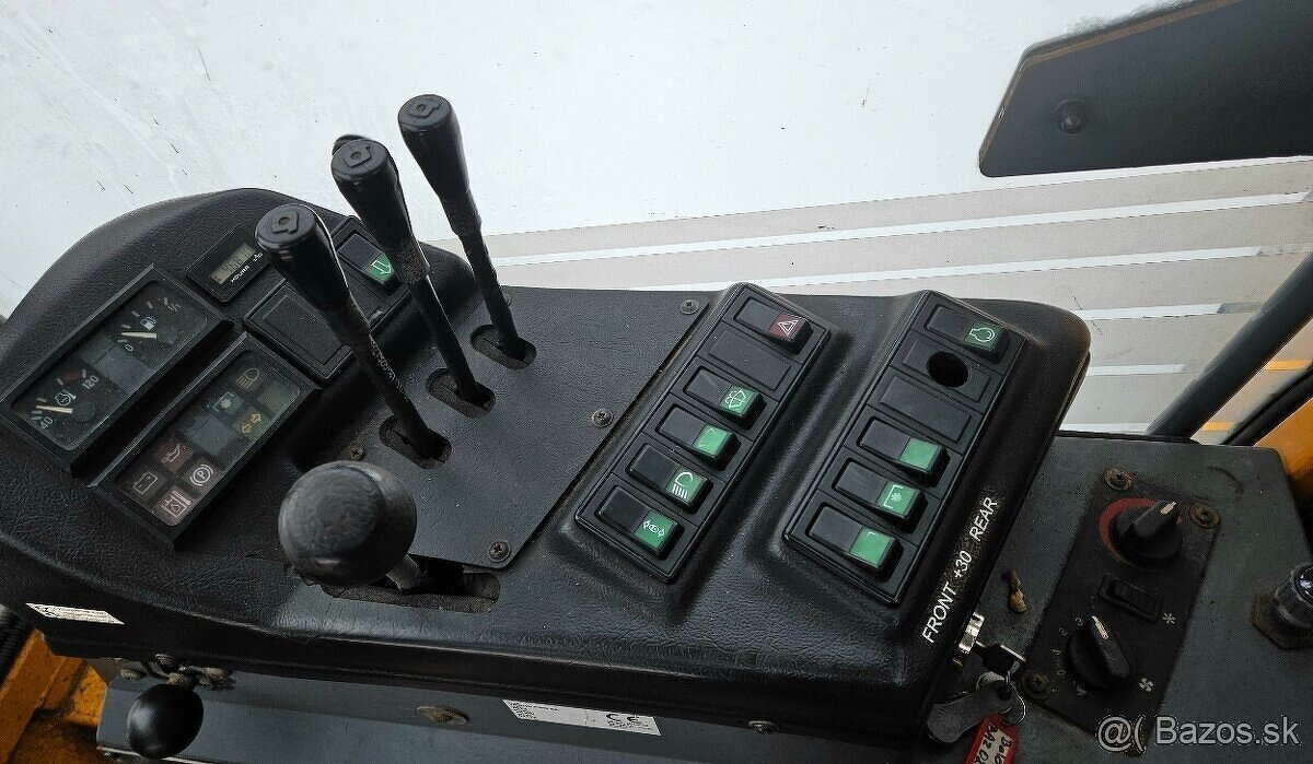 Zimná údržba+vyklapač+rozmetač soli - 8