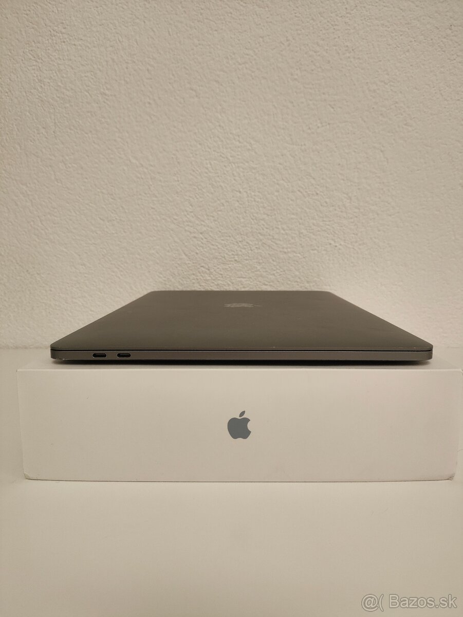 MacBook Pro 2019 i7 | 16GB | 256GB - 8