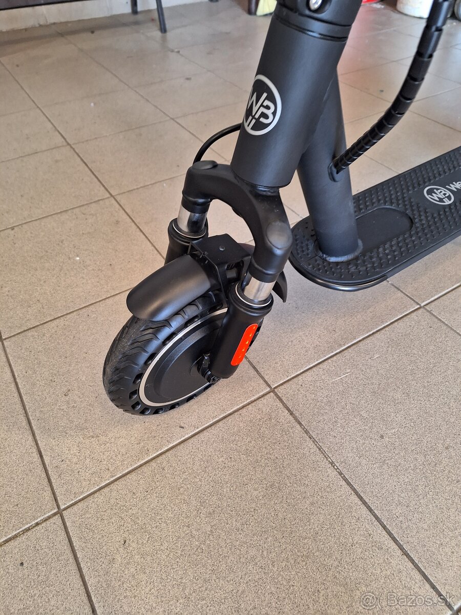 Elektrická kolobežka - 8