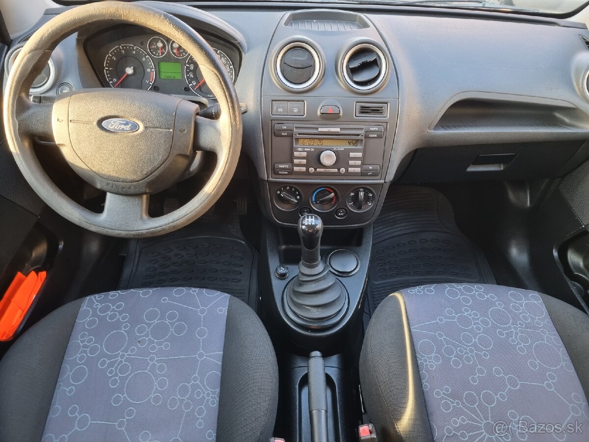 Predám Ford Fiesta 1.25 - 8