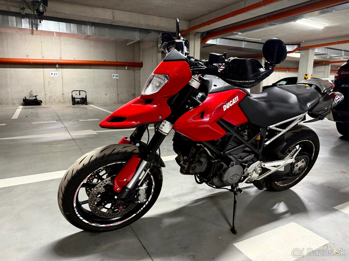 Ducati Hypermotard 796 - 8