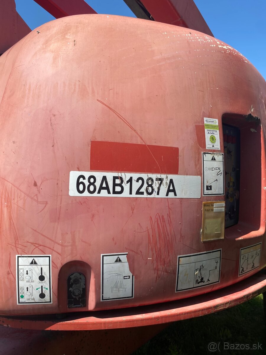 Jazdená kĺbová pracovná plošina Haulotte 20 metrov - 8