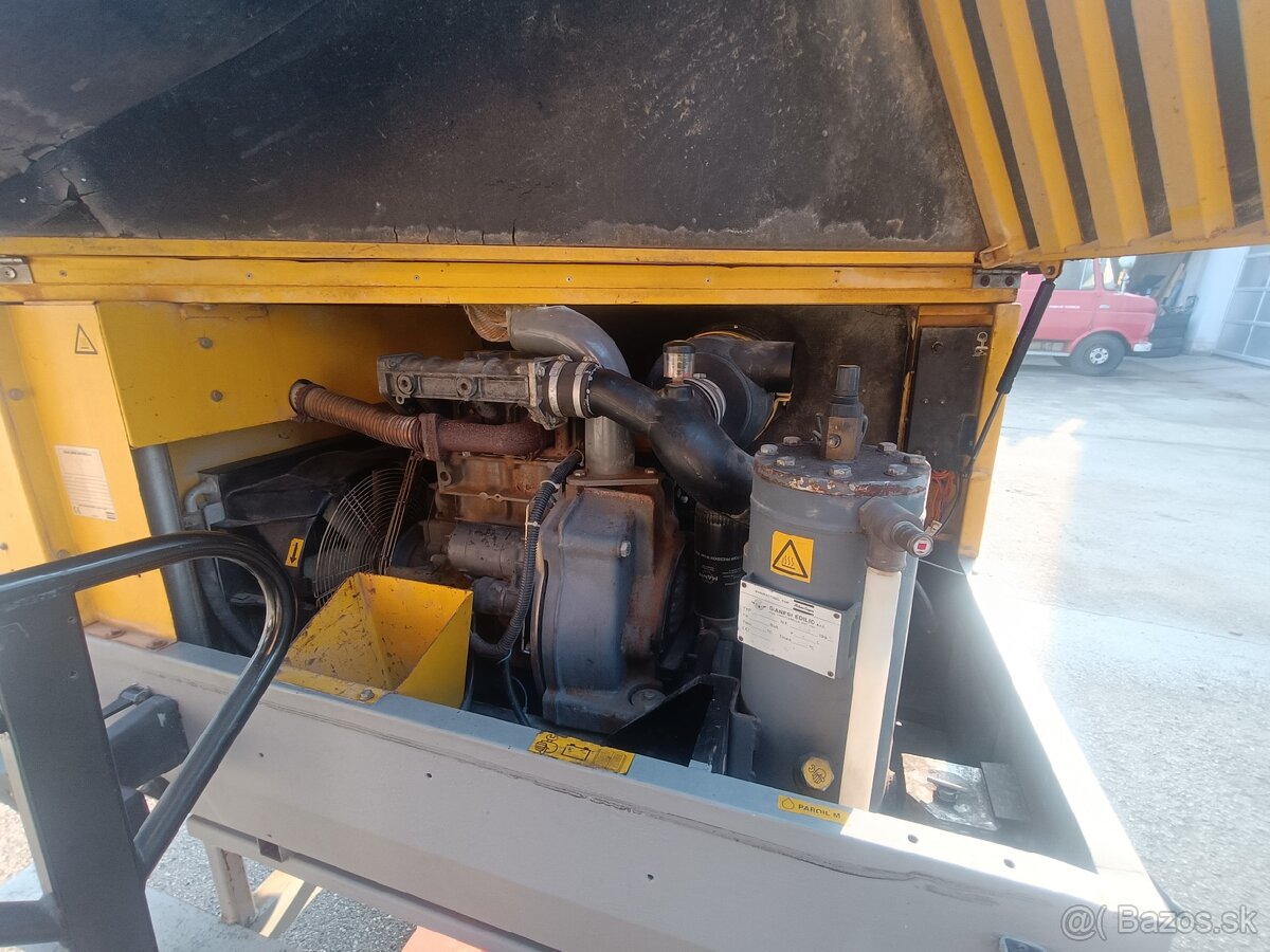 Kompresor Atlas Copco xas 46 - 8