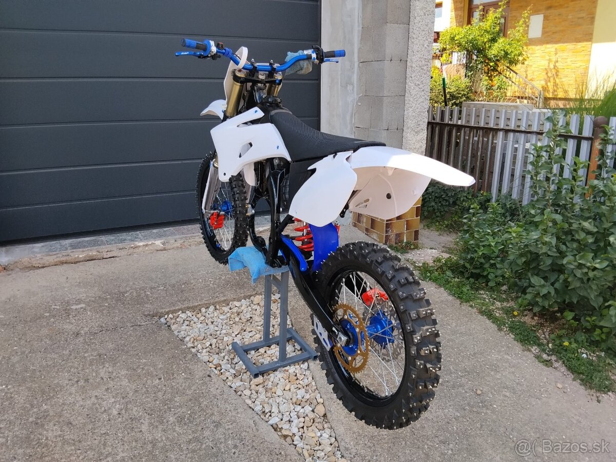 Yamaha yzf 450 - 8