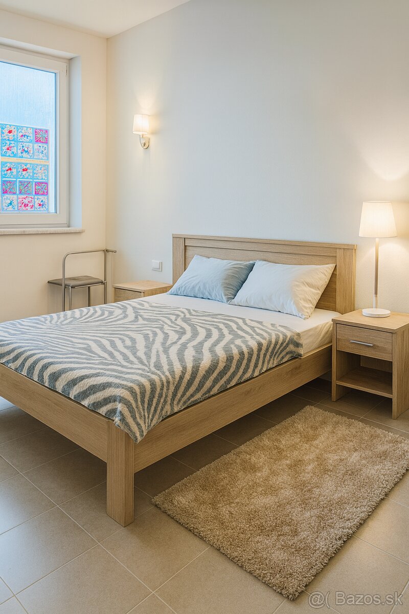 4i DOM+DOM PRE HOSTÍ NA JEDNOM POZEMKU - 8