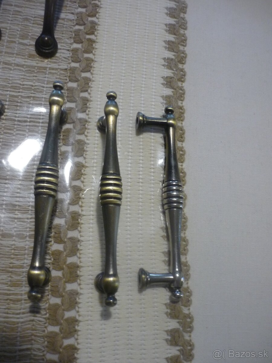 Rustikálne úchytky na nábytok. - 8