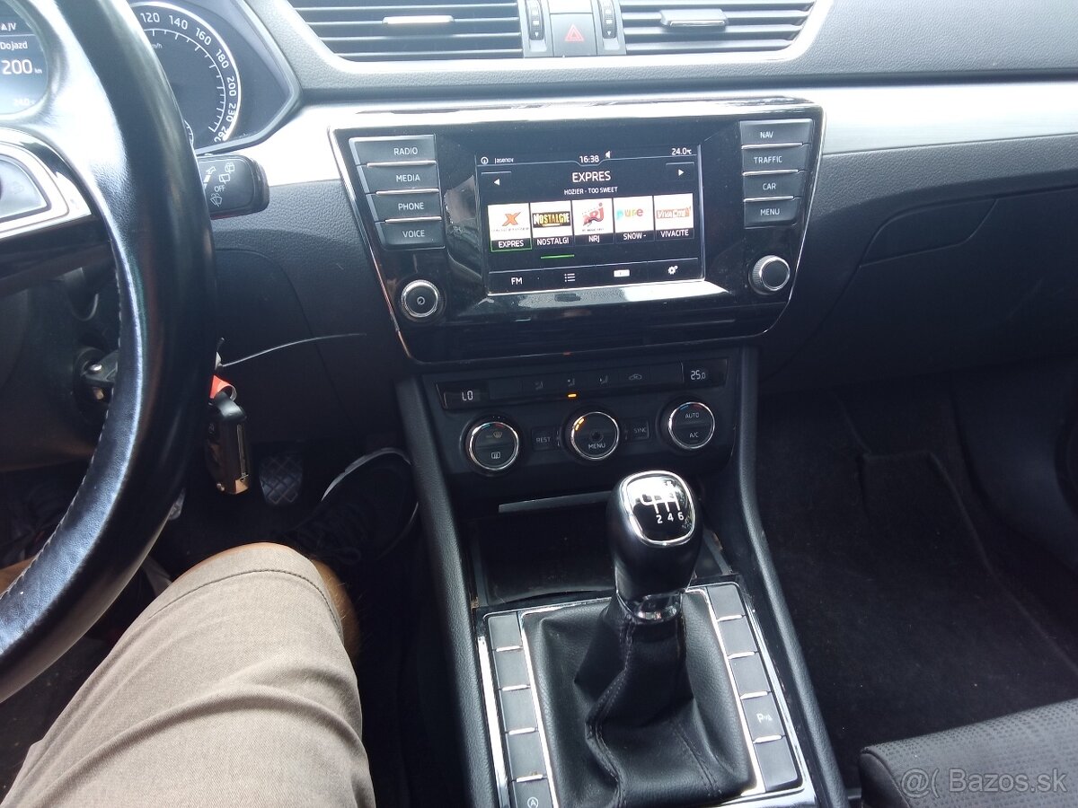 Škoda Superb combi 1,6 TDI 88kw r.2016 - 8