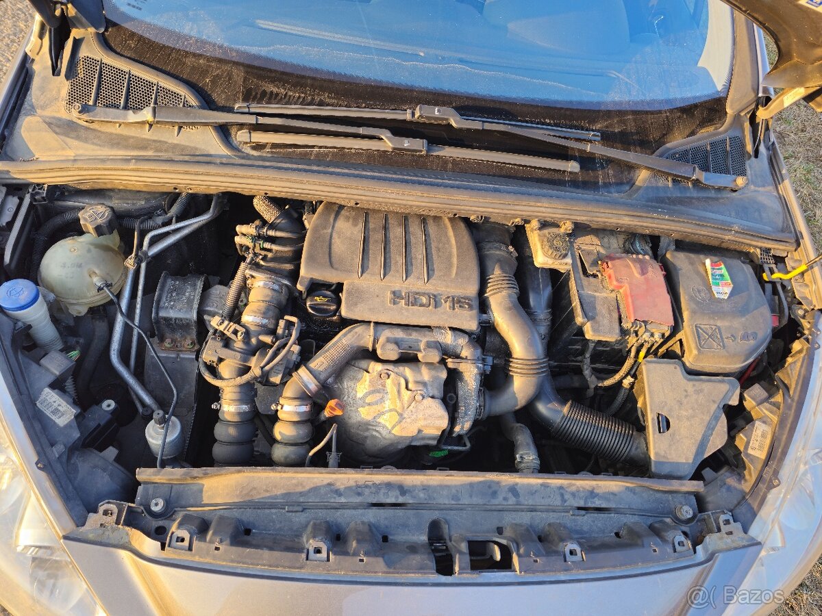 Predám peugeot 308SW - 8