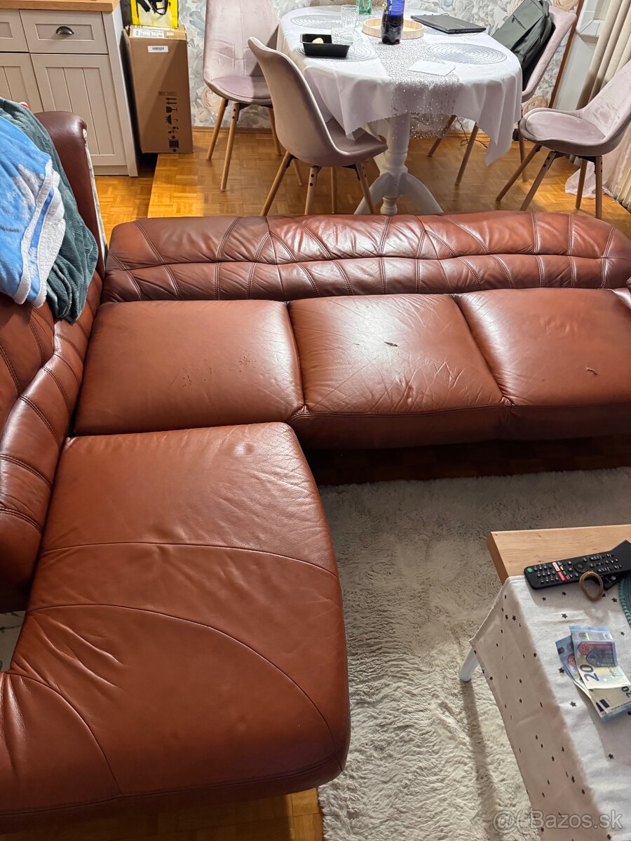 Kožená mohutná sedačka - 8