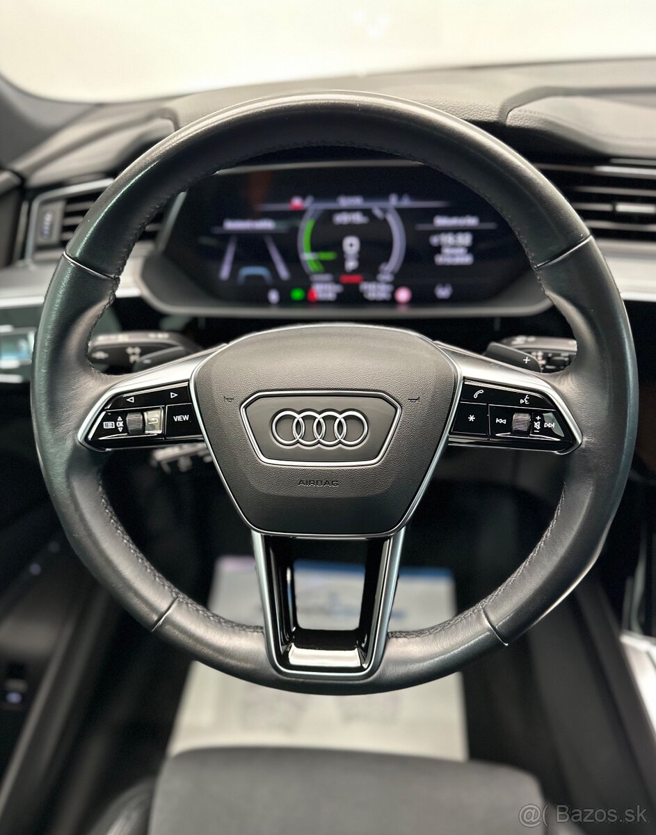 Audi E-tron 55 quattro S line_ODPOČET DPH - 8