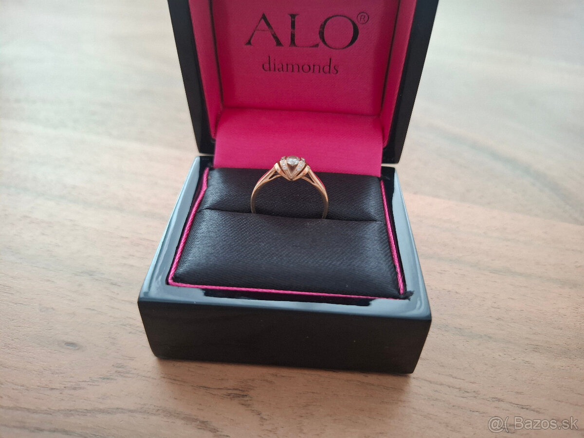 Predam zasnubny prsten s briliantom - 8