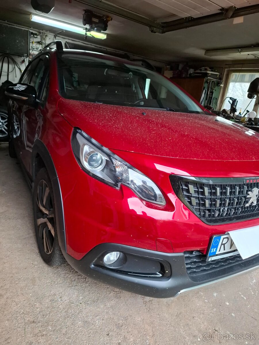 Peugeot 2008 1,6 diesel - 8
