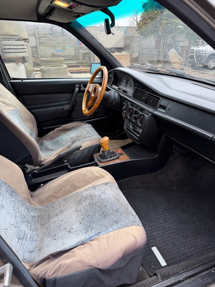 Mercedes 190 D 2.0 - 8