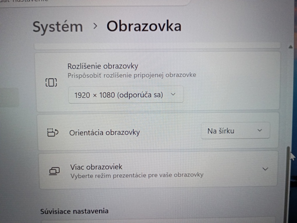 predám Lenovo Thinkpad L14 , AMD Ryzen 5 , 8gb ram , ssd - 8