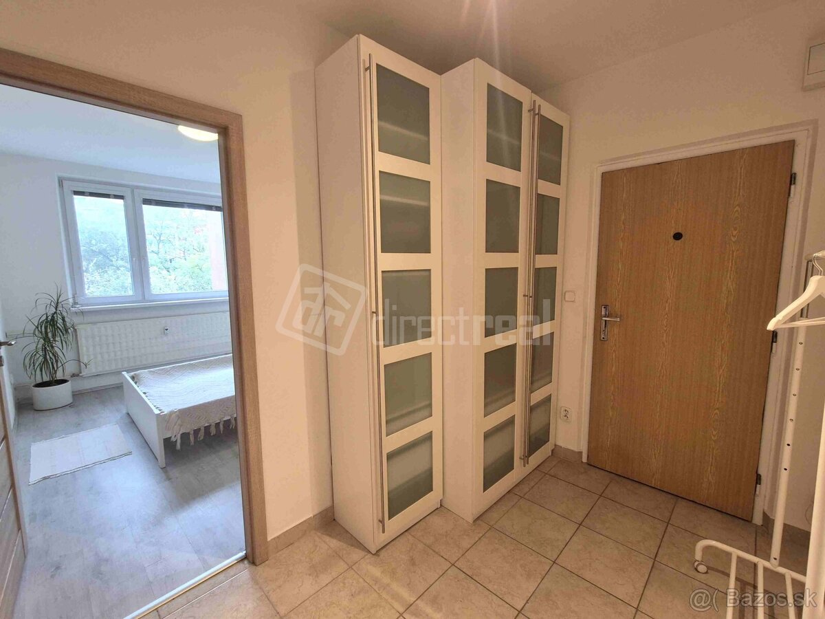 2-izbový byt v tichom prostredí Starého mesta - 8