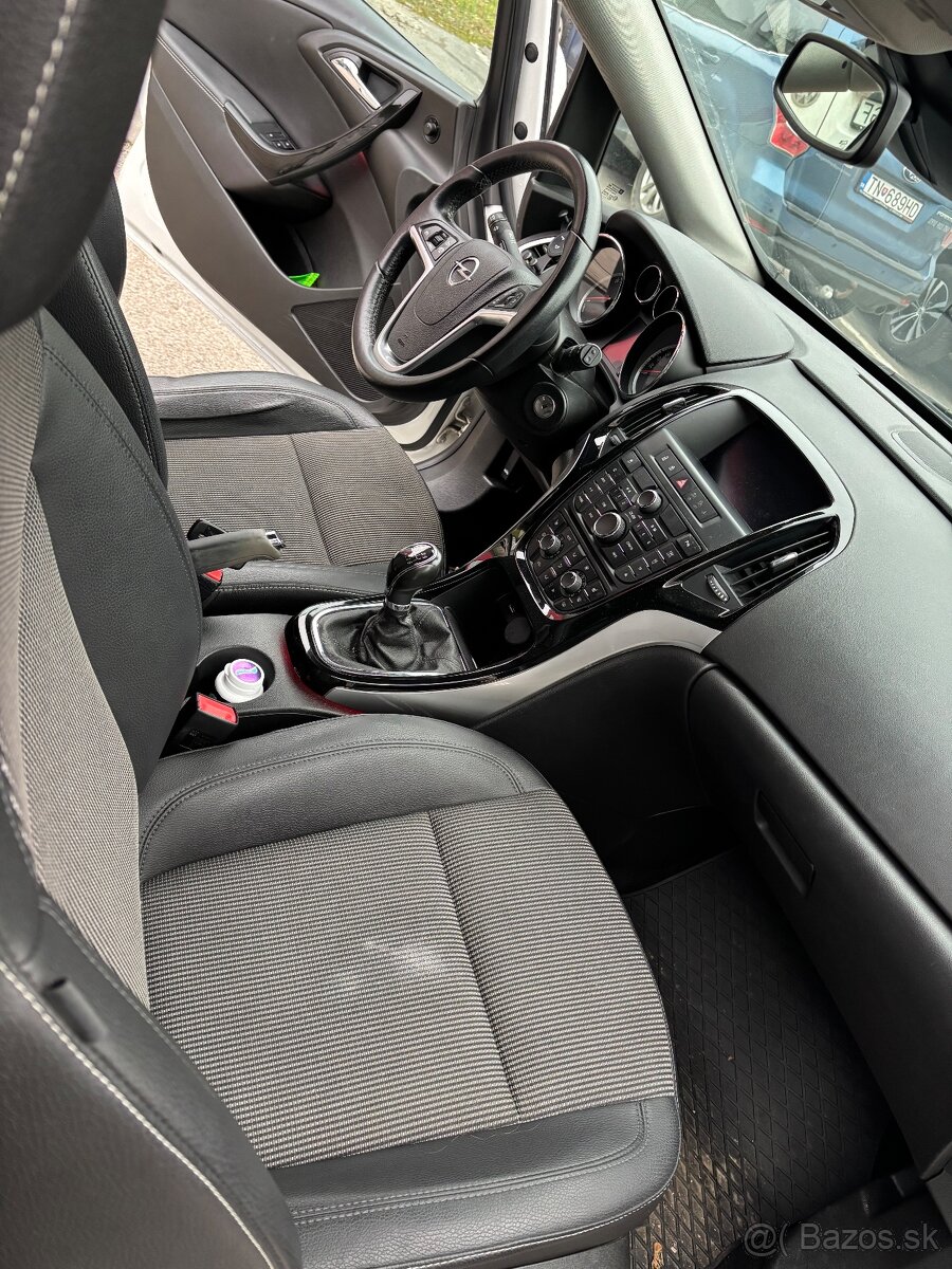 Opel Astra 1.7 CDTI kombi - 8