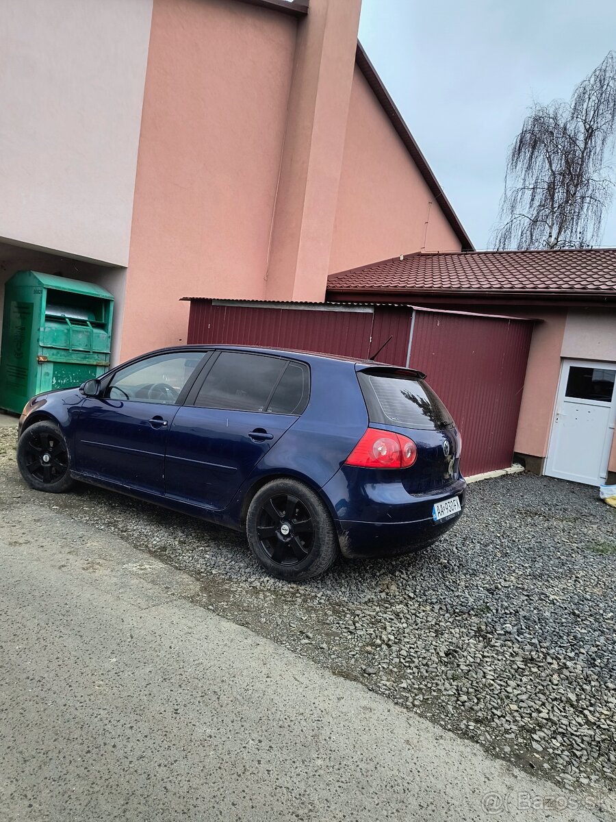 Predám golf 5 - 8