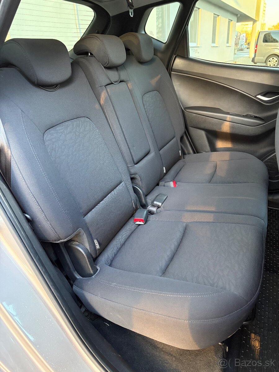 Hyundai IX20 2016 - 8