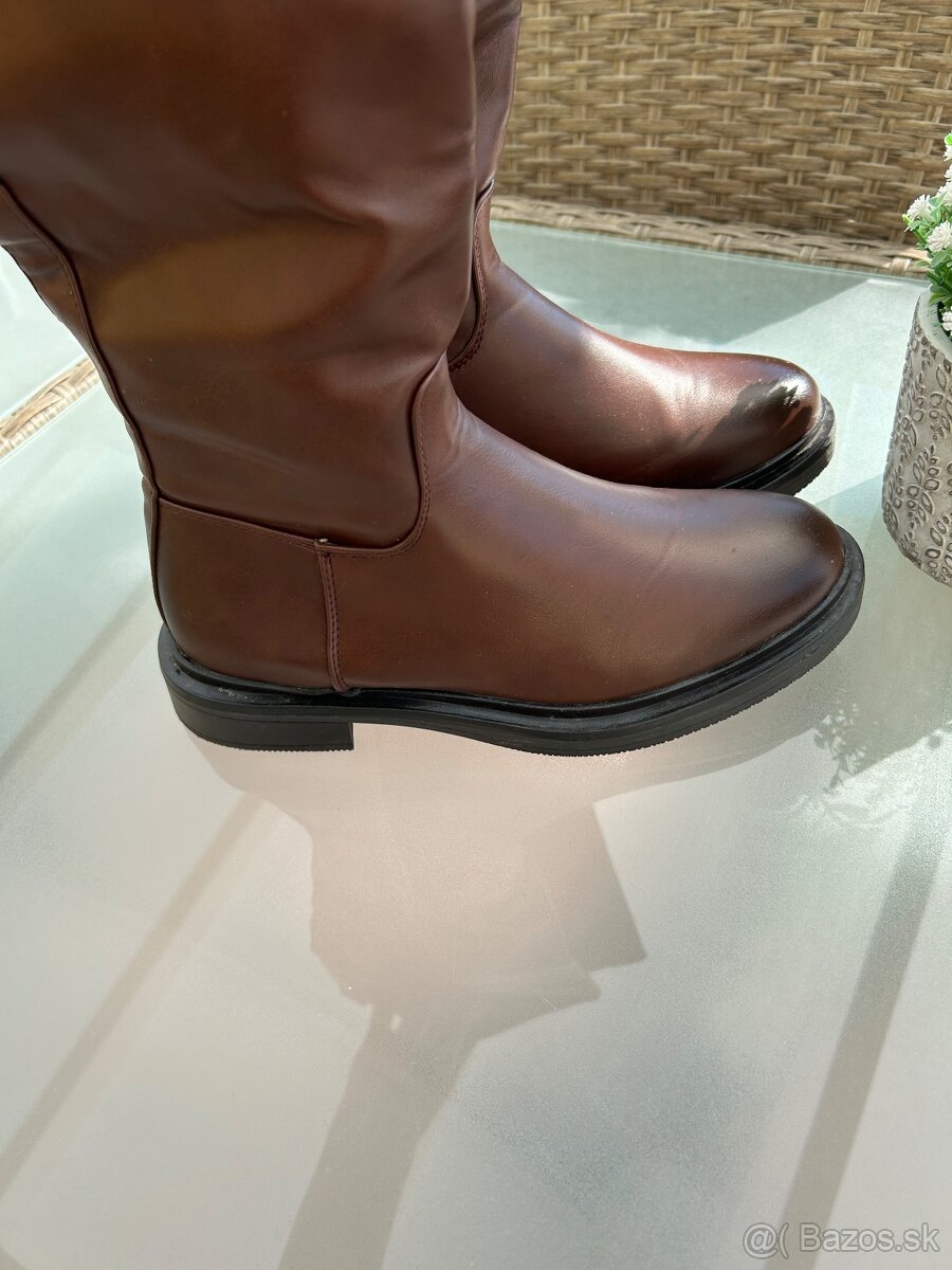 Predám hnedé čižmy - 8