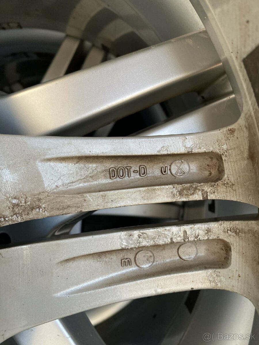 Mercedes kolesá - 8