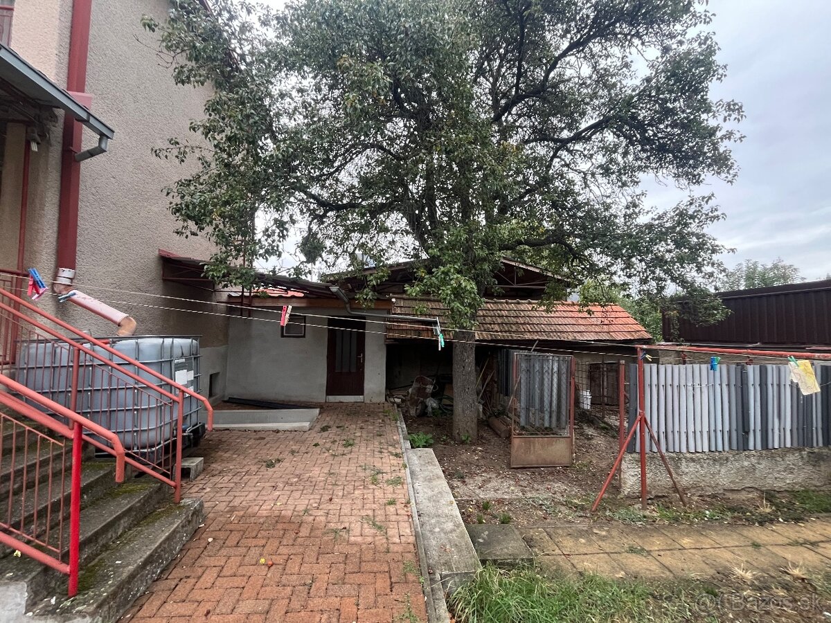 Na predaj RD v Štúrove - 8