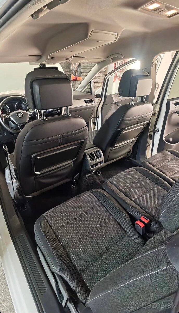Vw touran 7miest DSG - 8