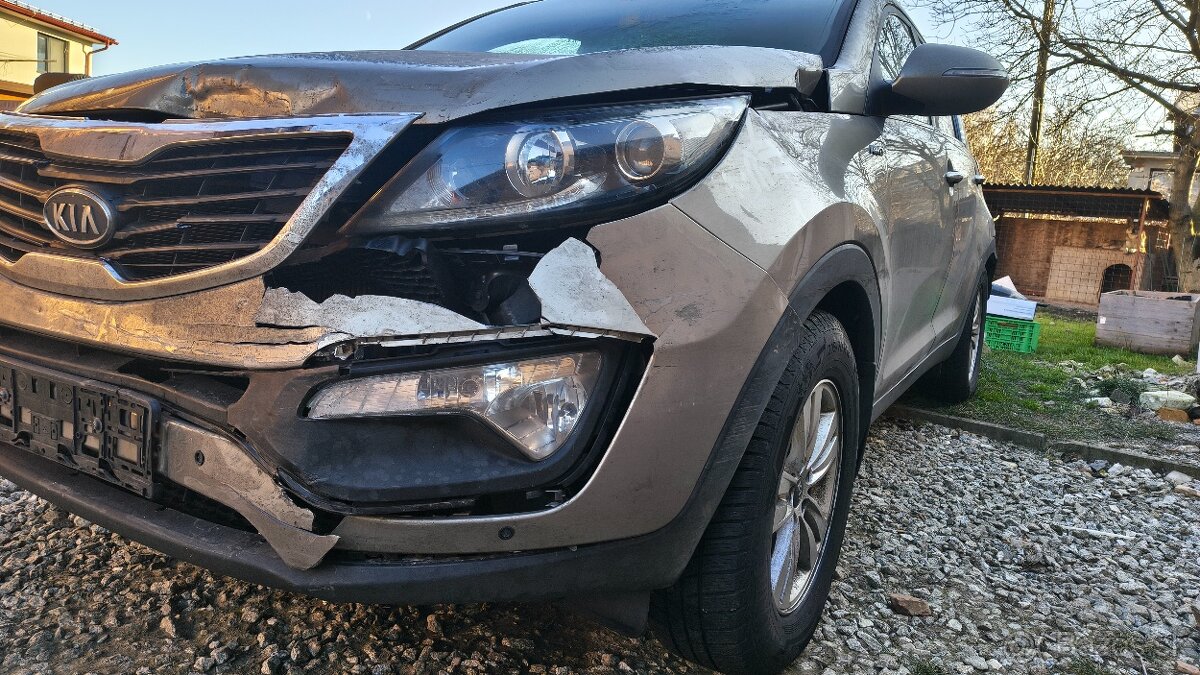 Predam naburanú Kia Sportage - 8