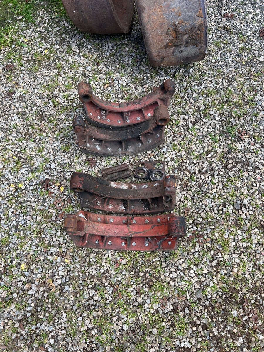 Brzdové pakne Liaz 4x4 aj 4x2 - 8