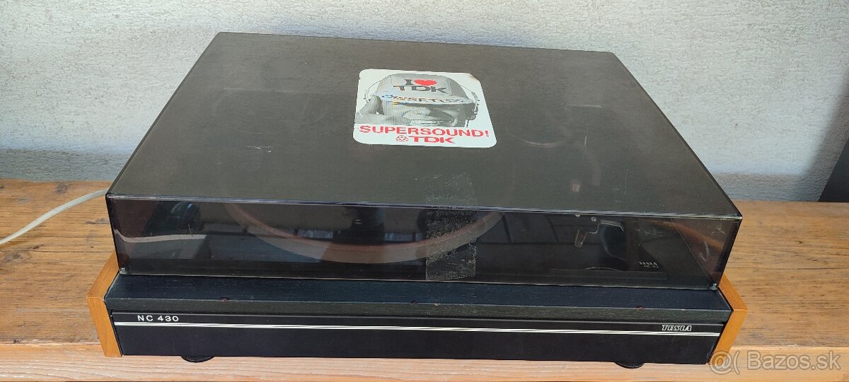 Gramofón Tesla. - 8