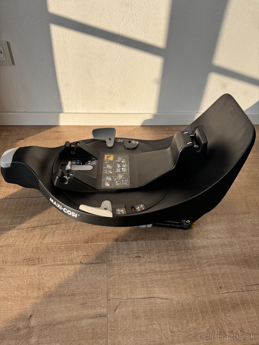 Autosedačka a základňa Maxi Cosi - 8