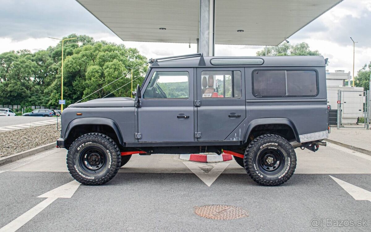 Land Rover Defender SW110 2.4 TD4 - 8